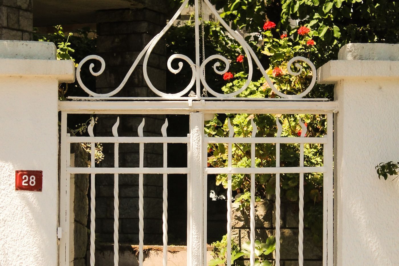 Motorized gate